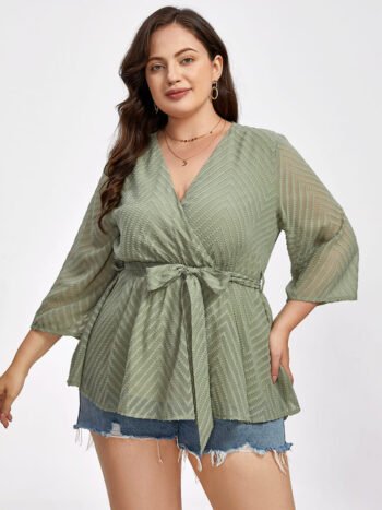 Plus Jacquard V-Neck Lantern Sleeve Tie Front Blouse