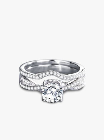 Encircled Halo Twisted Moissanite Engagement Ring Set