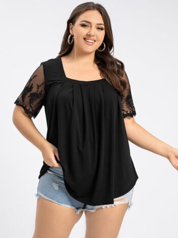 Plus Black Lace Patchwork Square Neck Ruched Tee