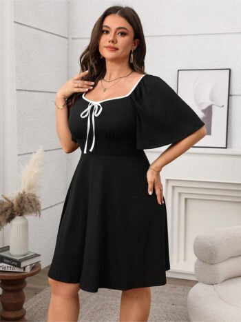 Contrast Color Tie Front Square Neck Dress