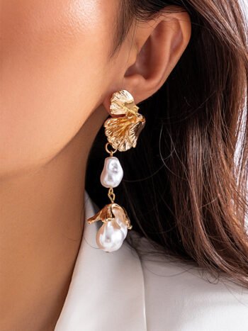 Irregular Floral Pearl Blooming Earrings