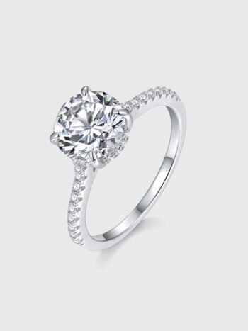 Round Brilliant Moissanite Engagement Ring