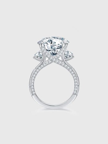 Round Brilliant Moissanite 3-Stone Ring